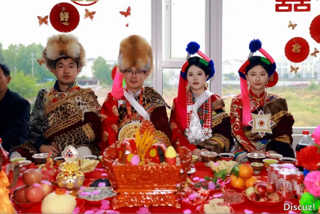 尔成婚了!DeepSeek帮力,让躲族婚礼欣喜连连w5.jpg