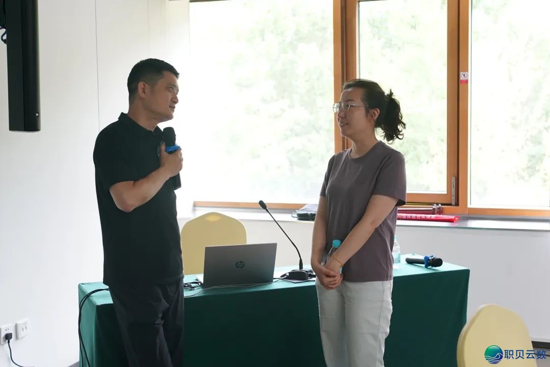 散焦AIGC,洞睹影象|前沿微影星水AI媒介分离尝试室胜利举办AIGC影片创做角逐取智能体办公使用训练班w13.jpg