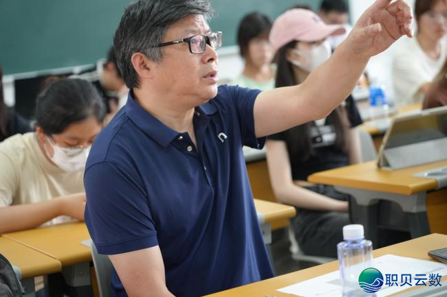 AIGC时期营销传布讲授实践:“数字创意取智能营销传布事情坊”顺遂结课!w13.jpg