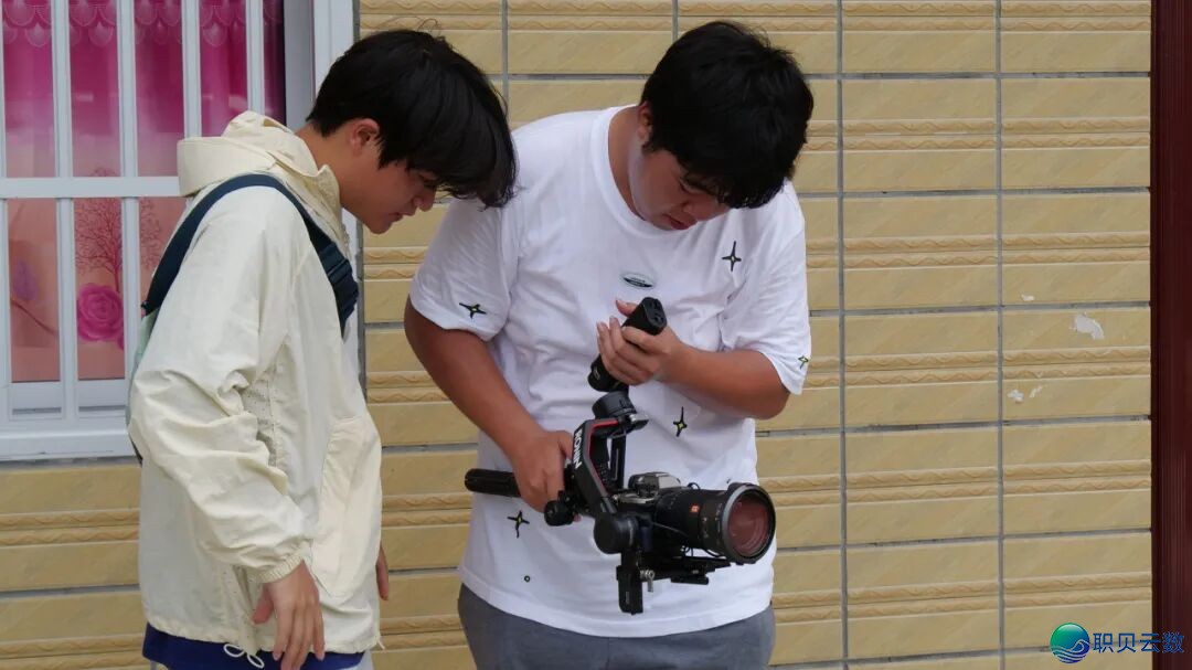AIGC新媒介事情室,招新 !!��(欢送更生、须生共同去玩!)w20.jpg