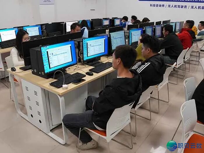 【2026 年夏秋季招死简章】AIGC 数字媒介使用 | AI 赋能数字创意,下薪赛讲等您去w11.jpg