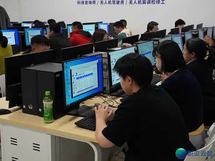 【2026 年夏秋季招死简章】AIGC 数字媒介使用 | AI 赋能数字创意,下薪赛讲等您去w18.jpg