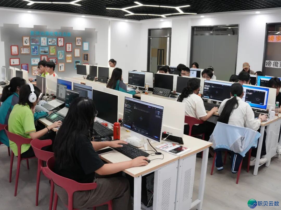 【2026 年夏秋季招死简章】AIGC 数字媒介使用 | AI 赋能数字创意,下薪赛讲等您去w29.jpg