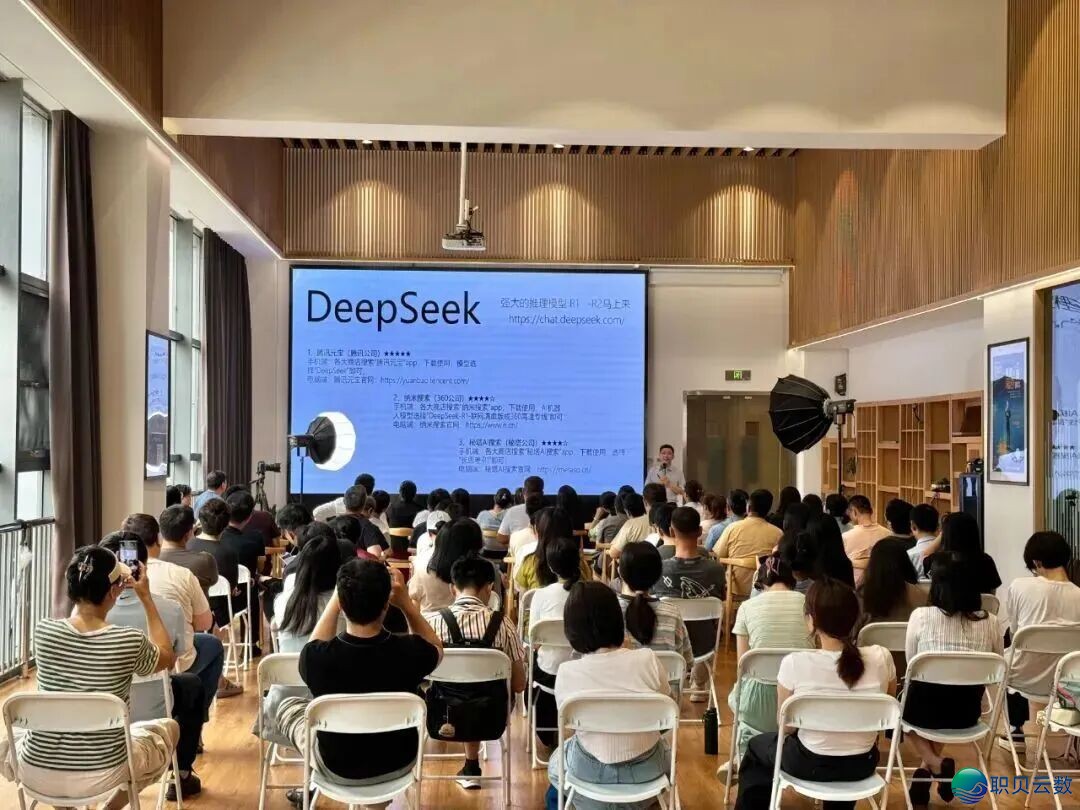 共同完工·青少年AIGC科研营 | 2026暑假,让儿童正在天通苑当一回“AI根究野”!w6.jpg