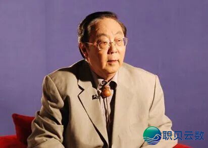 DeepSeek模仿鲁迅钝评出名教者陈漱渝,很出色精确……w5.jpg