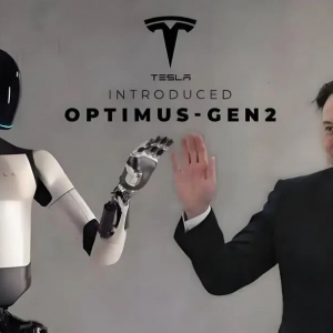 马斯克造机器人到哪一步了?