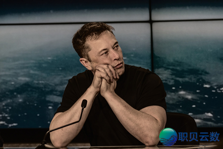 马斯克终于认怂:中国是特斯拉机器人最大劲敌