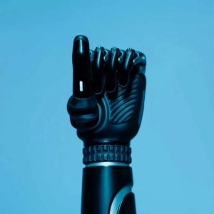 马斯克10万亿美元机器人市场:揭秘特斯拉全力推进Optimus量产